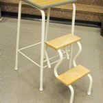 852 7140 STOOL